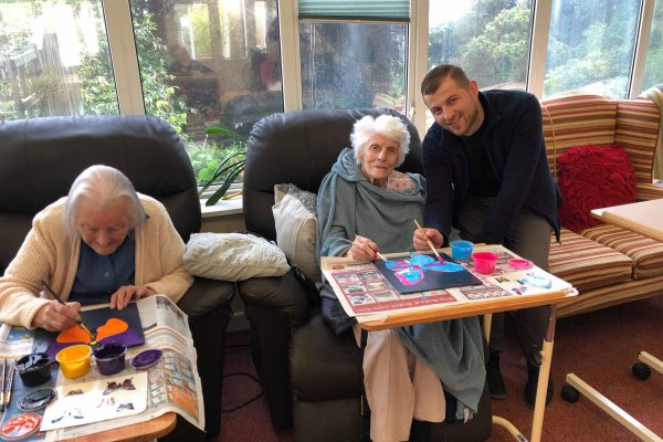 Chollacott Residents find their Creative Mojo