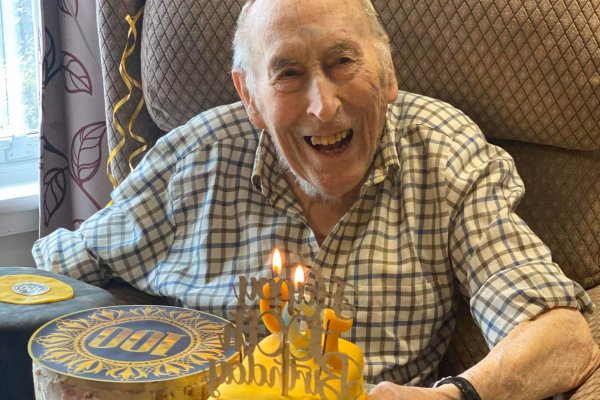 Chollacott House - Peter turns 100!